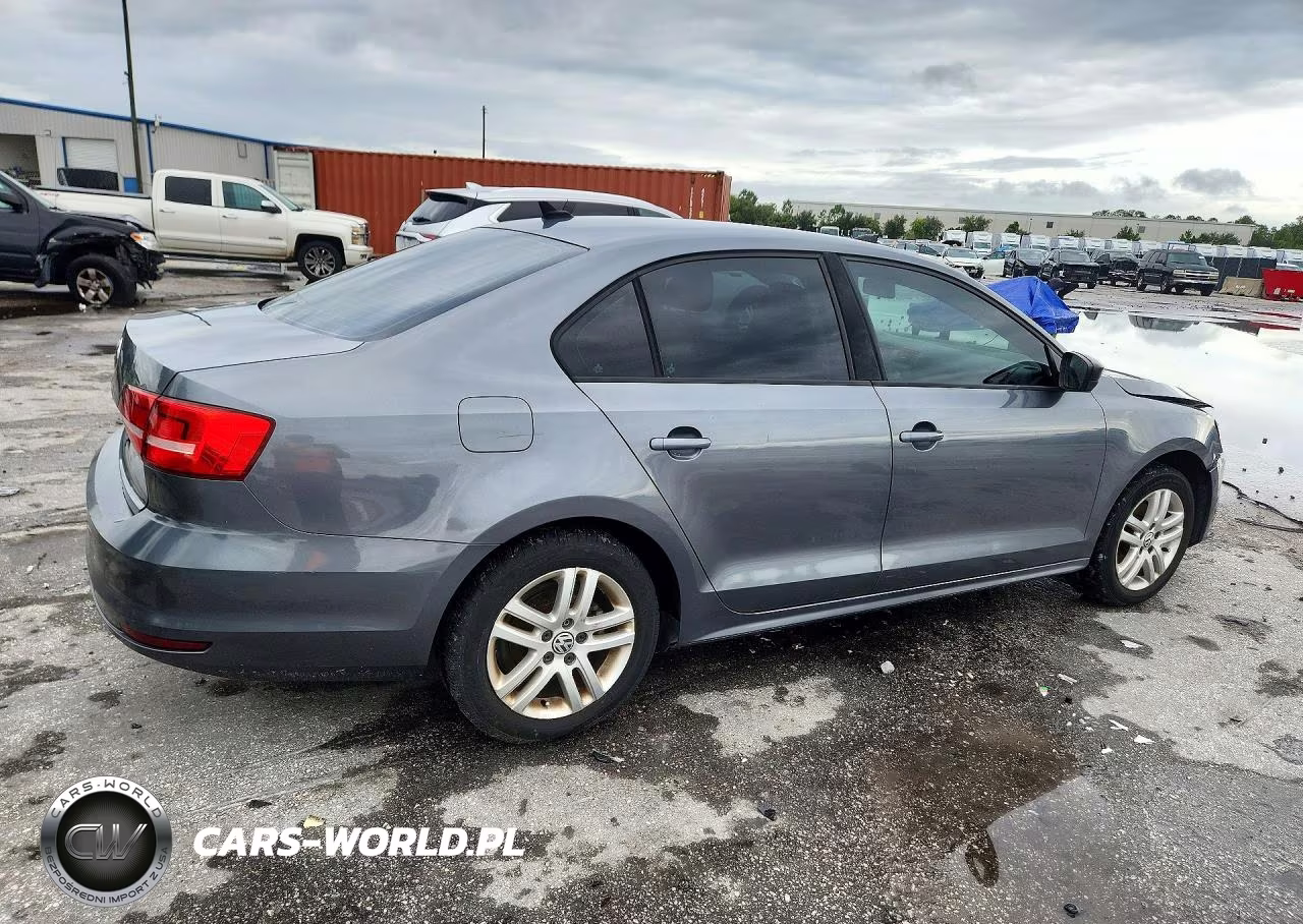 2015 Volkswagen Jetta Base VIN:3VW2K7AJ4FM245843 - 3