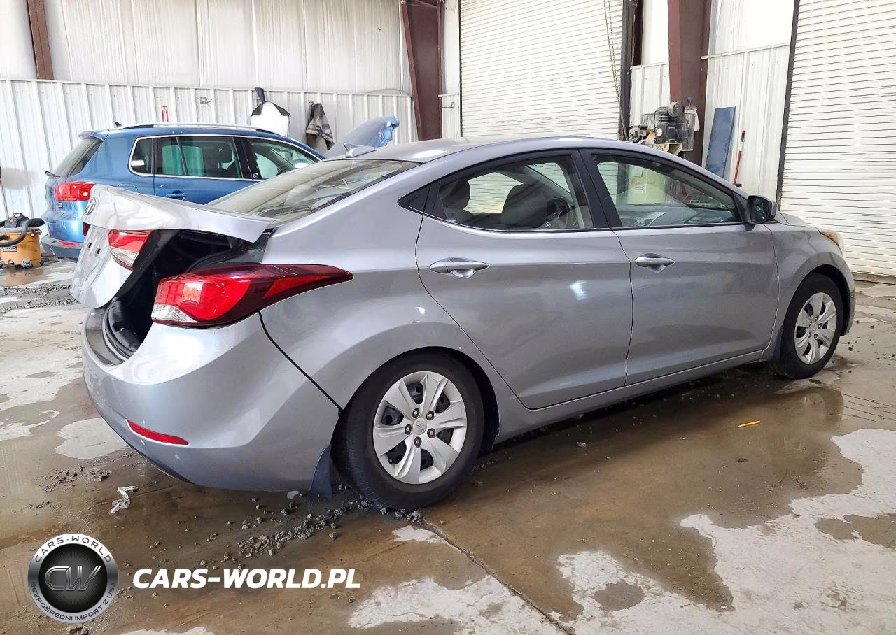 2016 Hyundai Elantra Se VIN:5NPDH4AE8GH664832 - 3