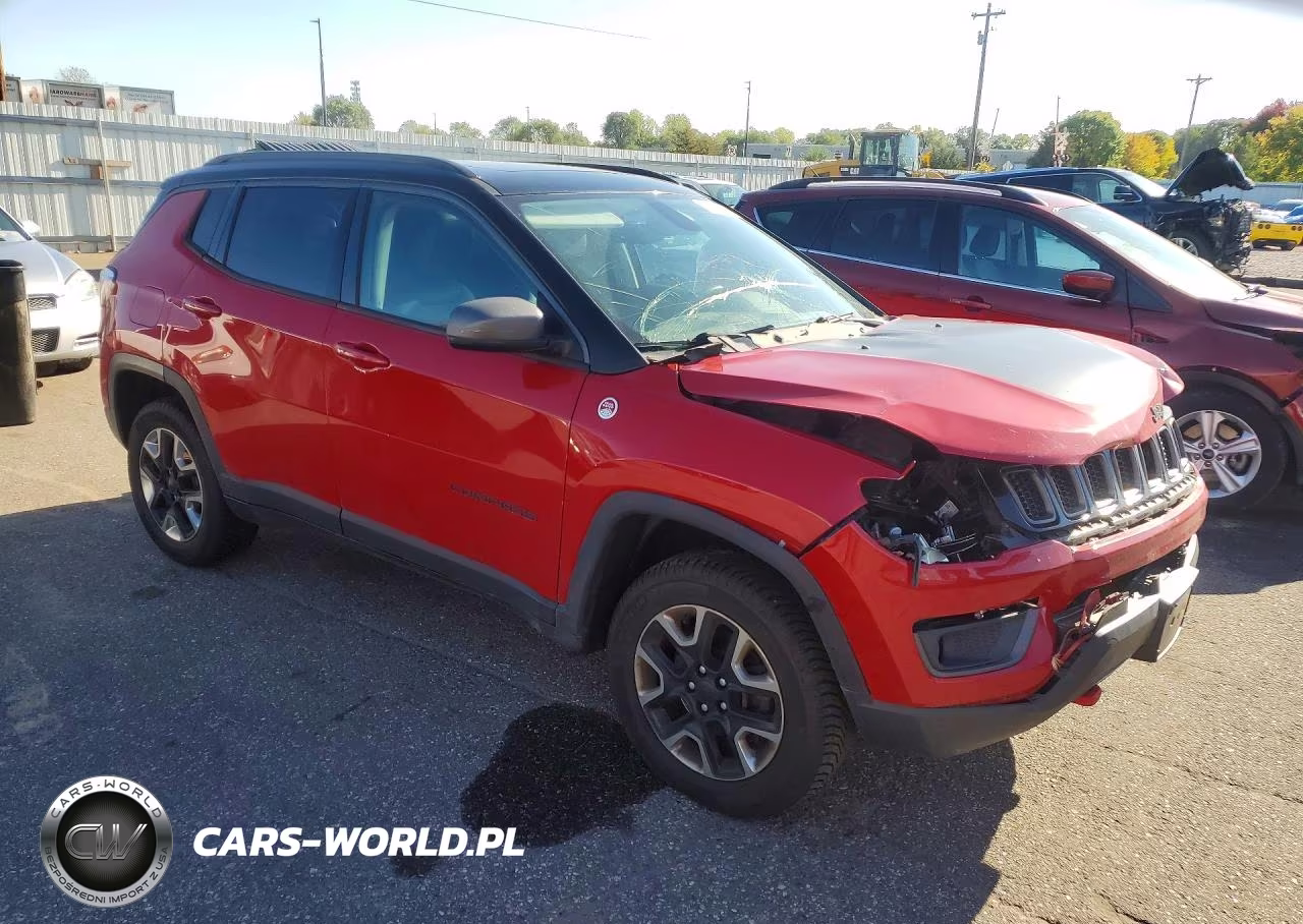 2018 Jeep Compass Trailhawk VIN:3C4NJDDB1JT223173 - 4
