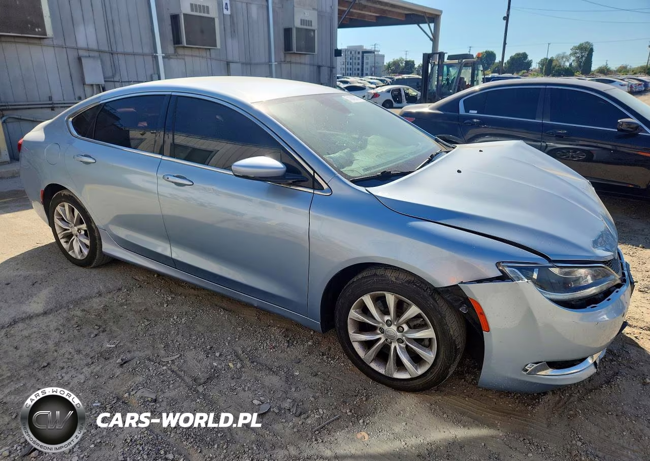 2015 Chrysler 200 C VIN:1C3CCCCG6FN653673 - 4