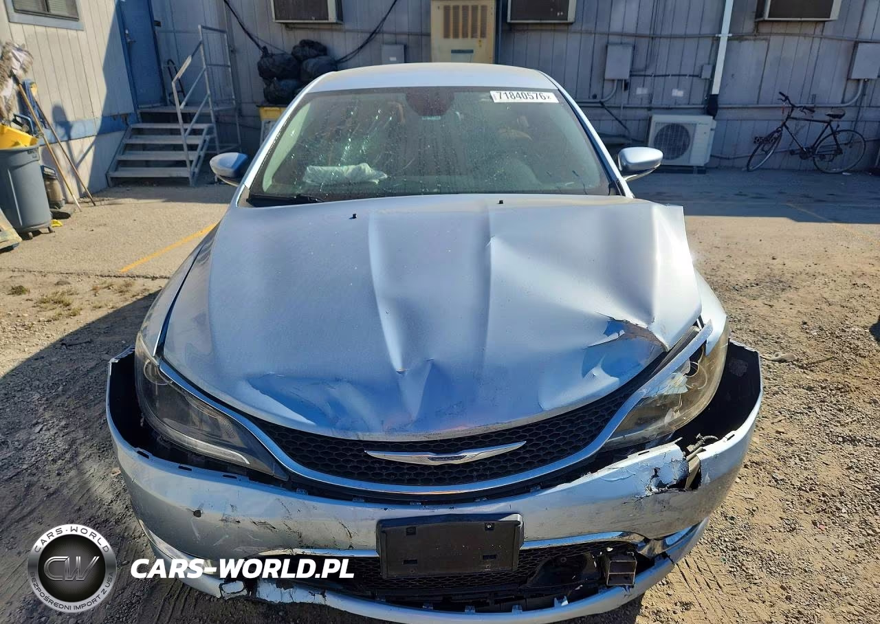 2015 Chrysler 200 C VIN:1C3CCCCG6FN653673 - 5