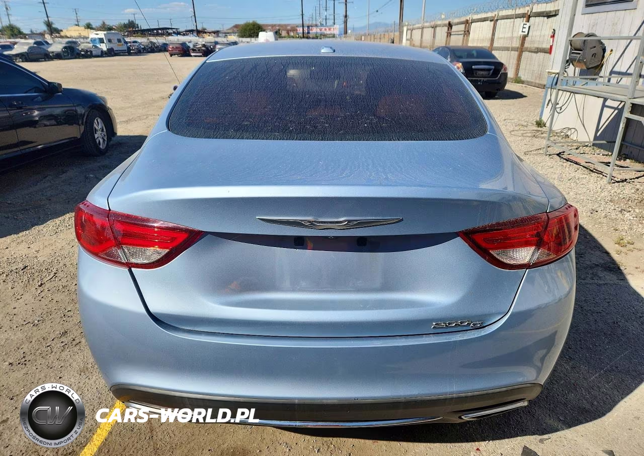 2015 Chrysler 200 C VIN:1C3CCCCG6FN653673 - 6