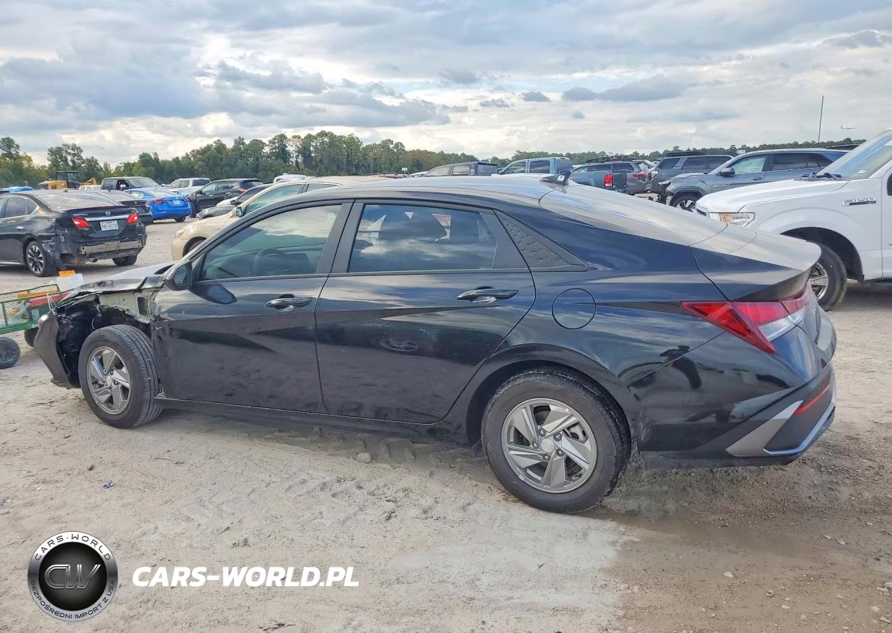 2026 Hyundai Elantra Se VIN:KMHLL4DG1TU217374 - 2