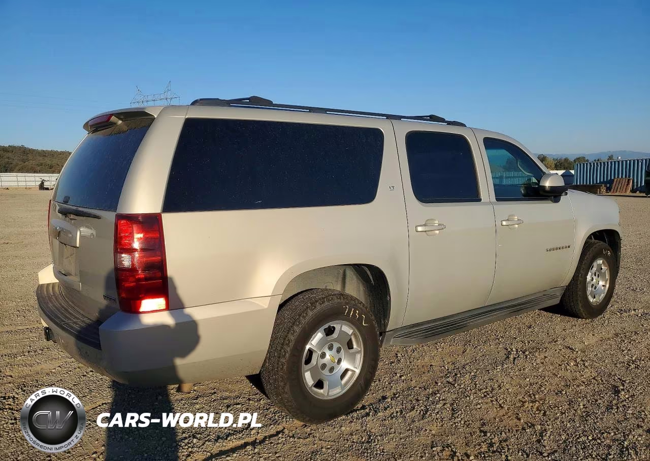 2011 Chevrolet Suburban K1500 Lt VIN:1GNSKJE30BR371256 - 3