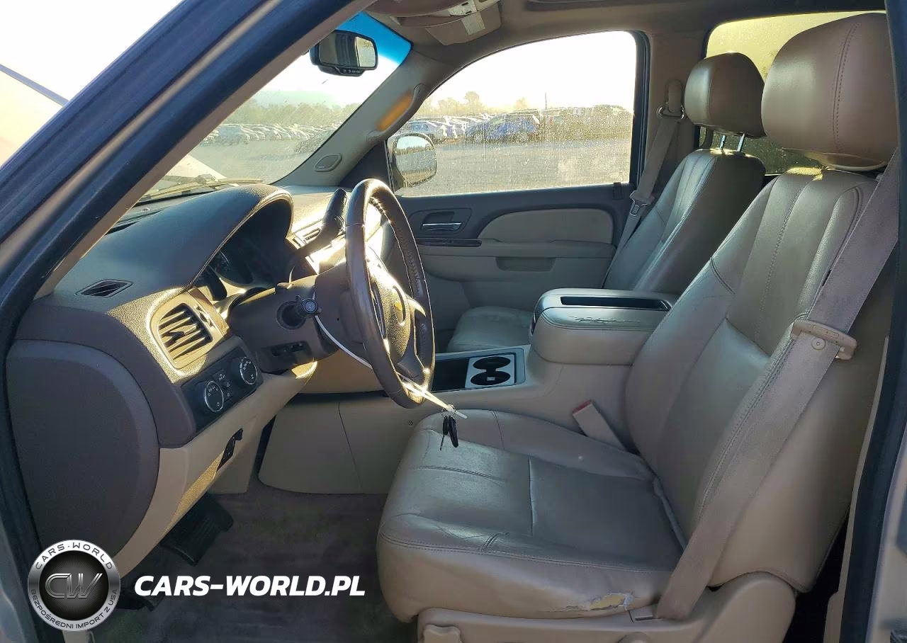 2011 Chevrolet Suburban K1500 Lt VIN:1GNSKJE30BR371256 - 7