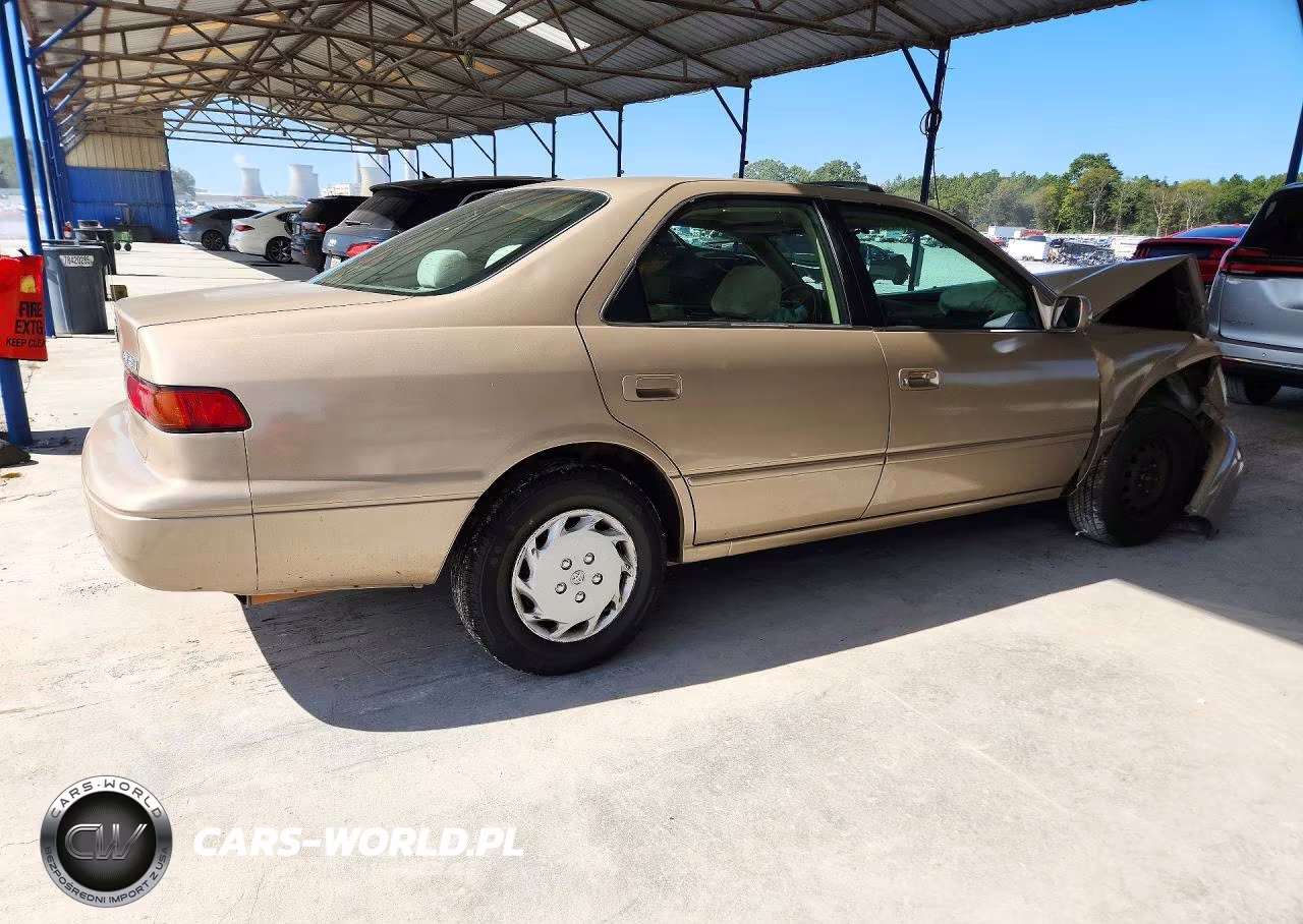 1999 Toyota Camry Le VIN:4T1BG22K0XU893543 - 3