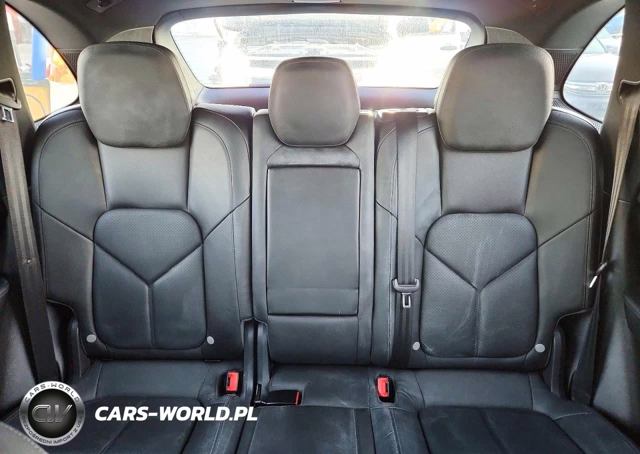 2014 Porsche Cayenne VIN:WP1AF2A27ELA40952 - 10