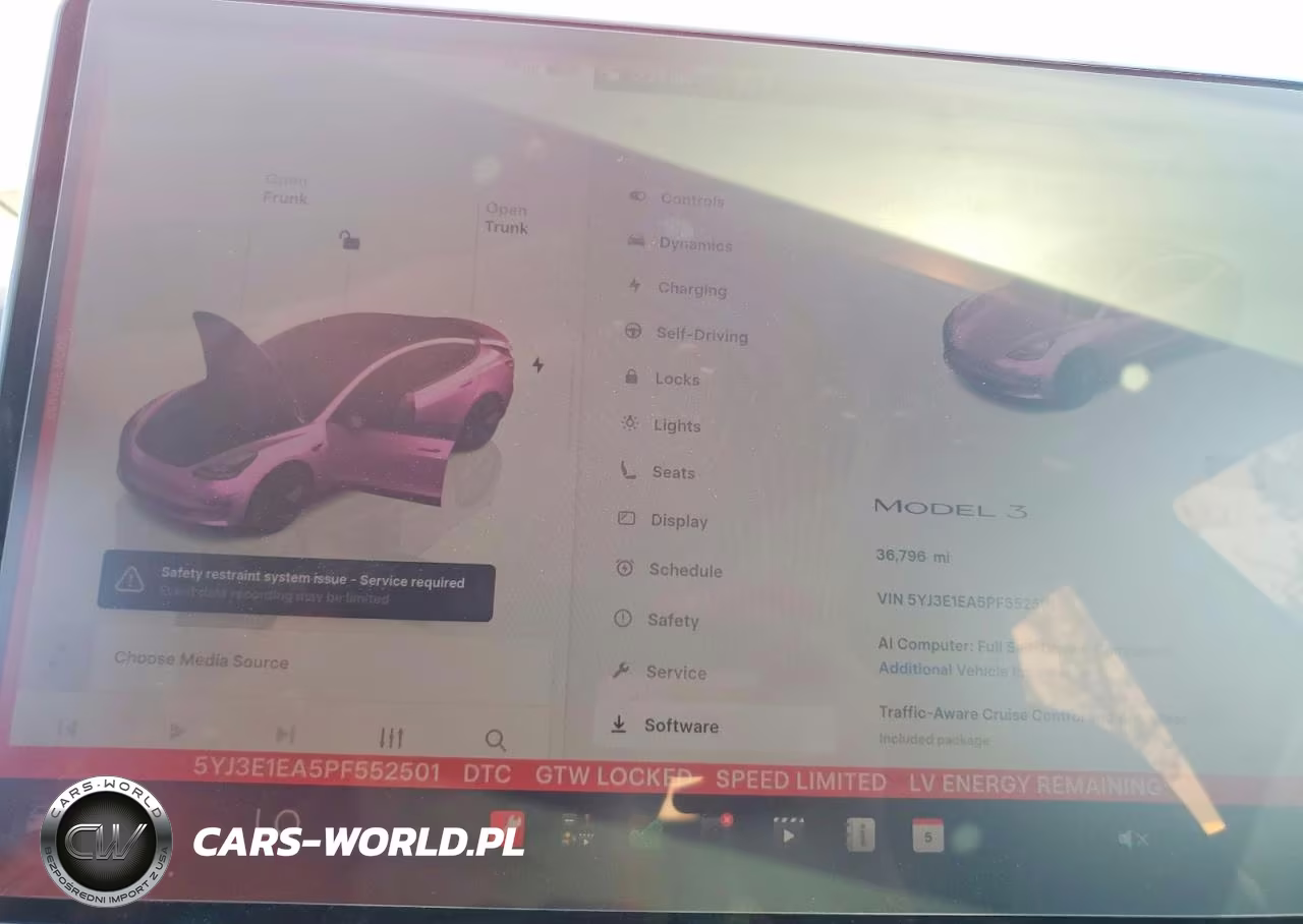 2023 Tesla Model 3 VIN:5YJ3E1EA5PF552501 - 9