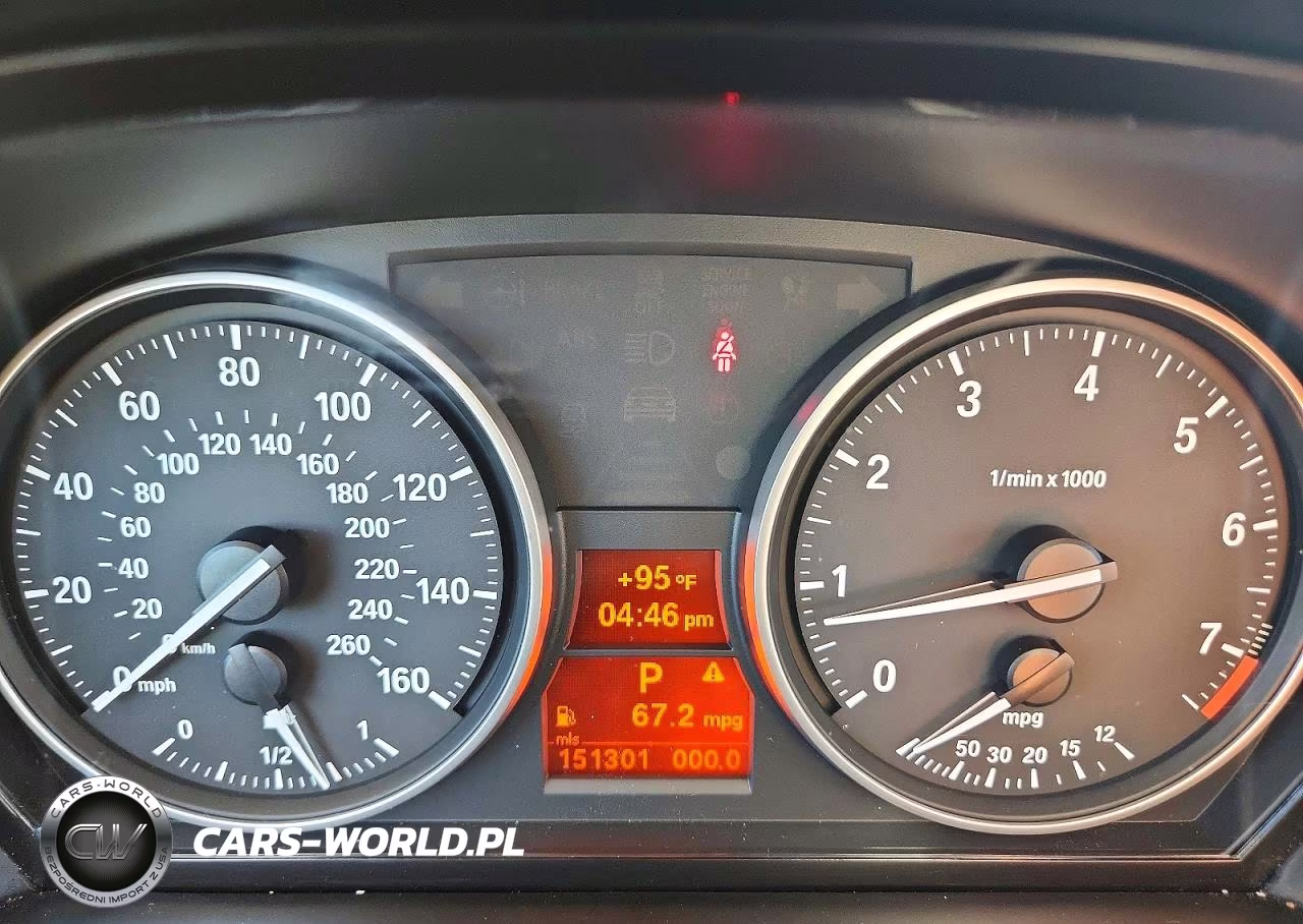 2015 BMW X1 xDrive28I VIN:WBAVL1C53FVY39434 - 9