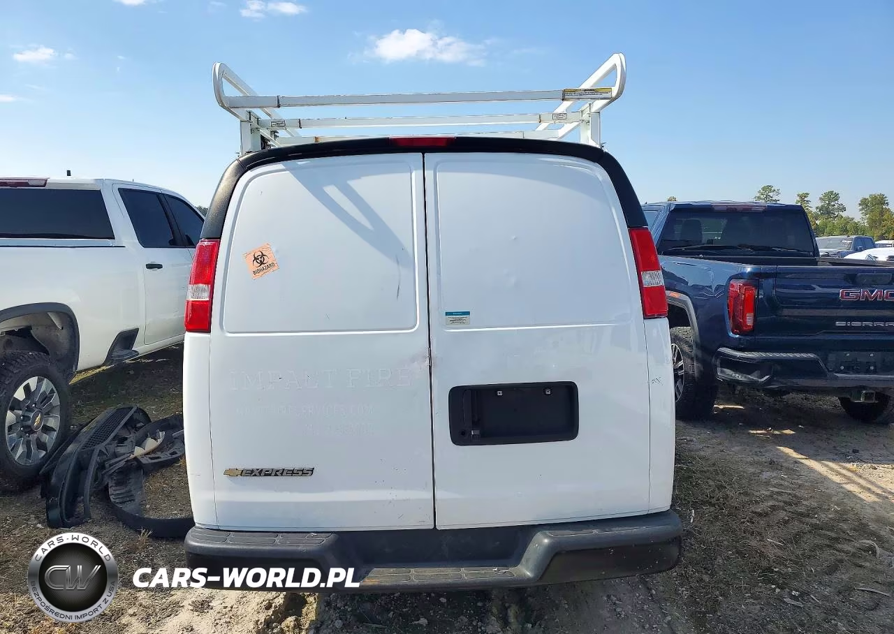 2024 Chevrolet Express G2500 VIN:1GCWGAFP9R1139017 - 6