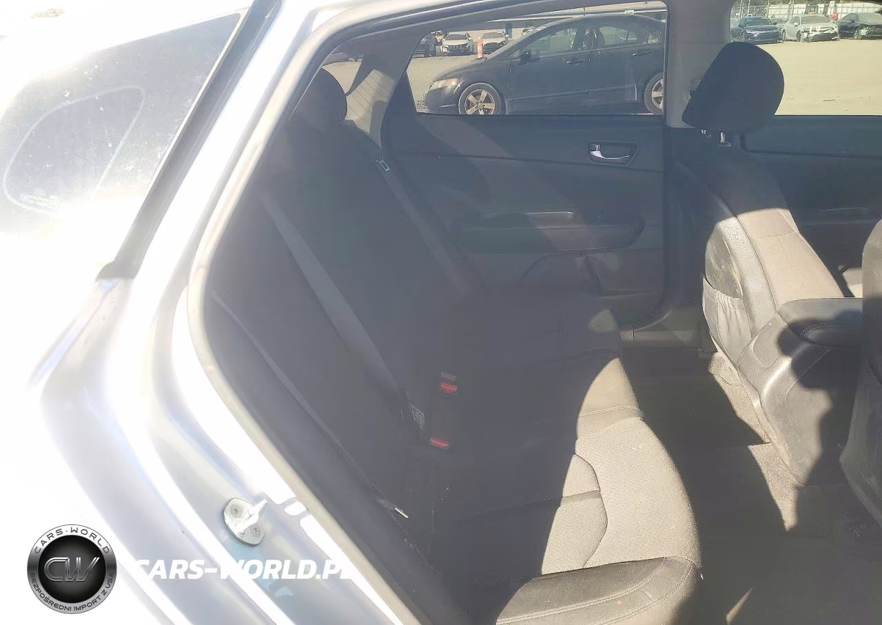 2017 Kia Optima Lx VIN:KNAGT4L38H5172663 - 10