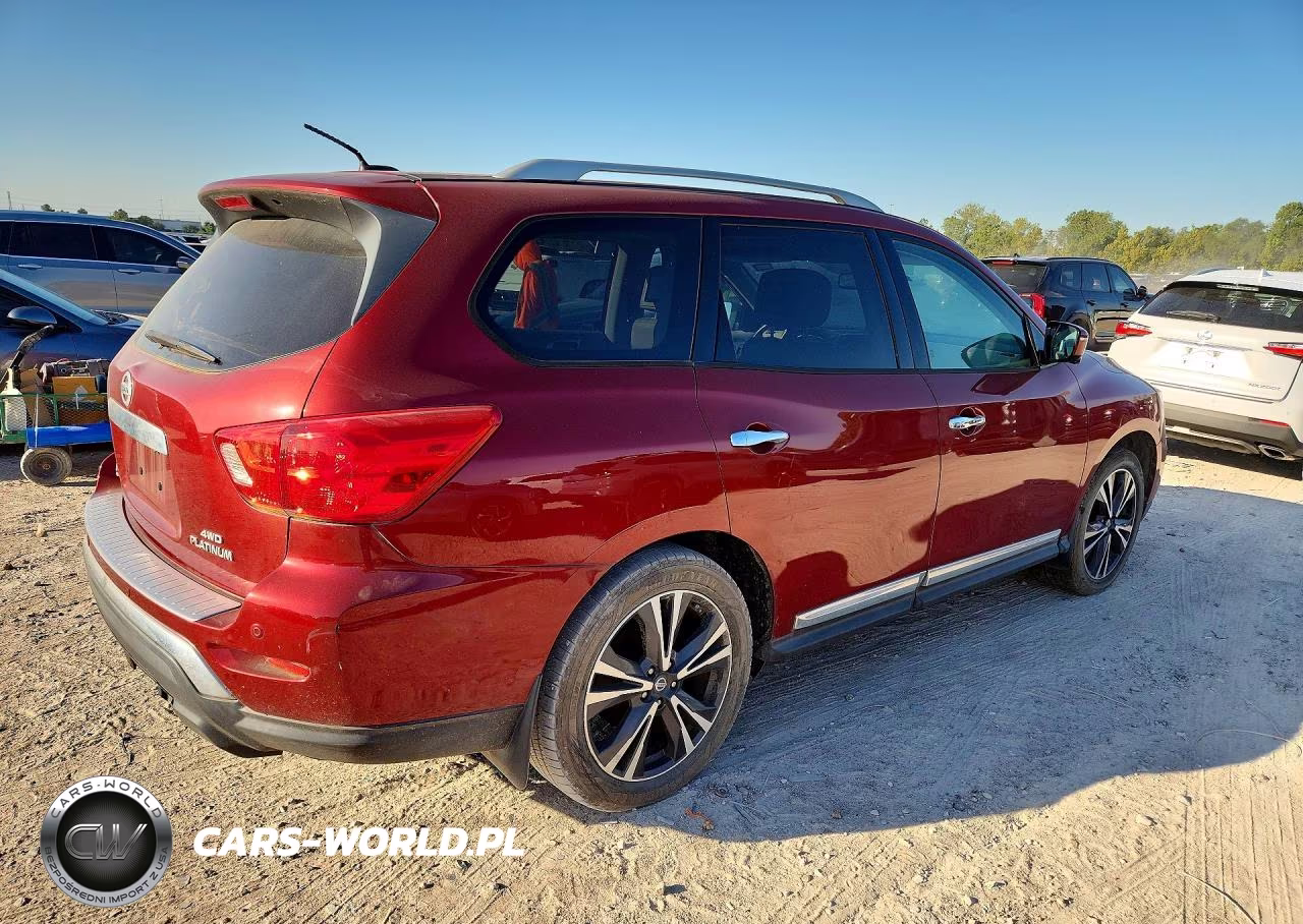2017 Nissan Pathfinder Platinum VIN:5N1DR2MM0HC622099 - 3