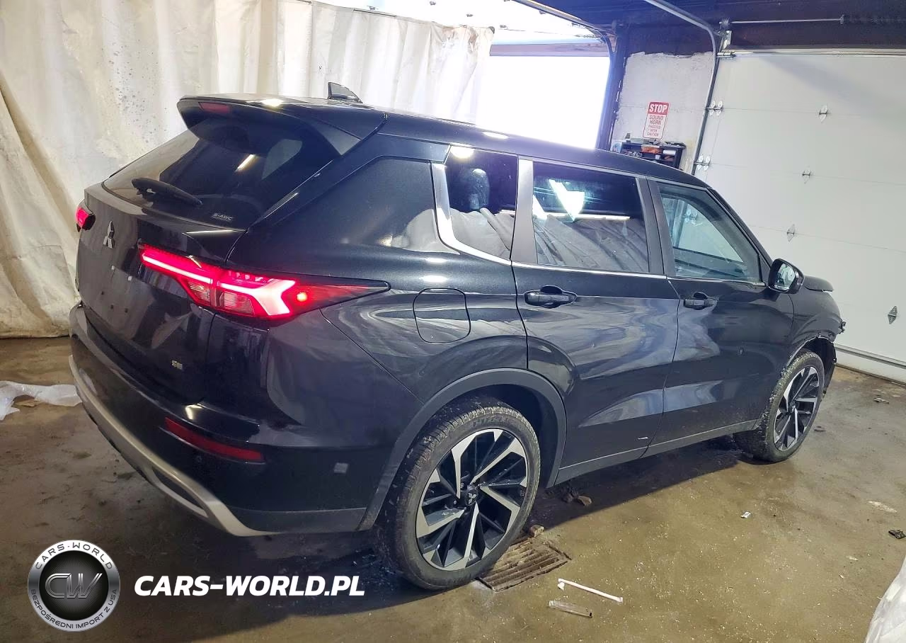 2022 Mitsubishi Outlander Se VIN:JA4J4UA88NZ079449 - 3