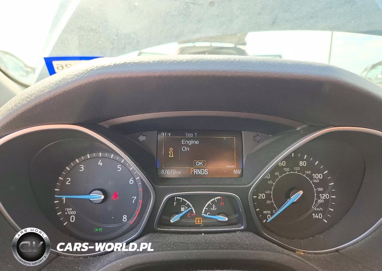 2016 Ford Focus Se VIN:1FADP3K22GL387288 - 9