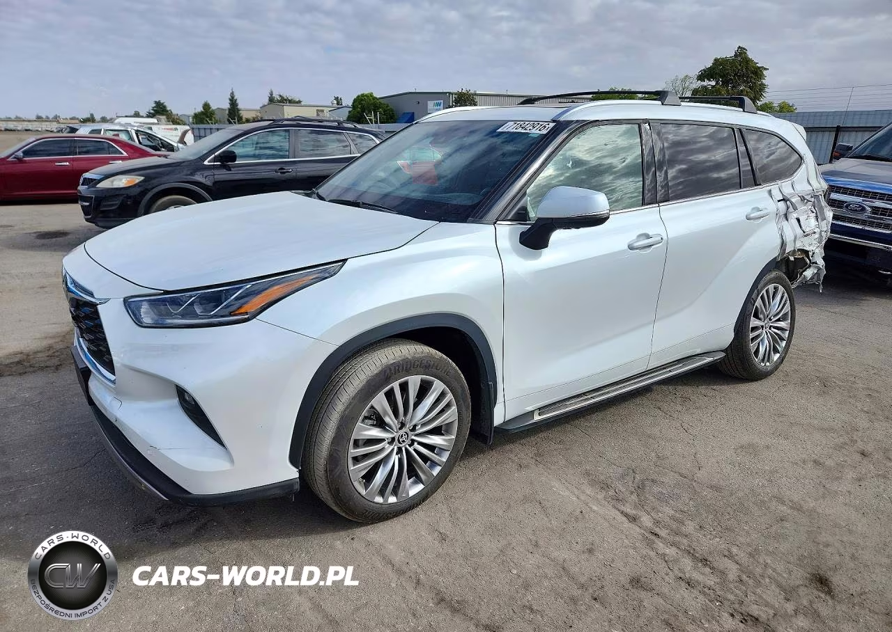 2022 Toyota Highlander Platinum