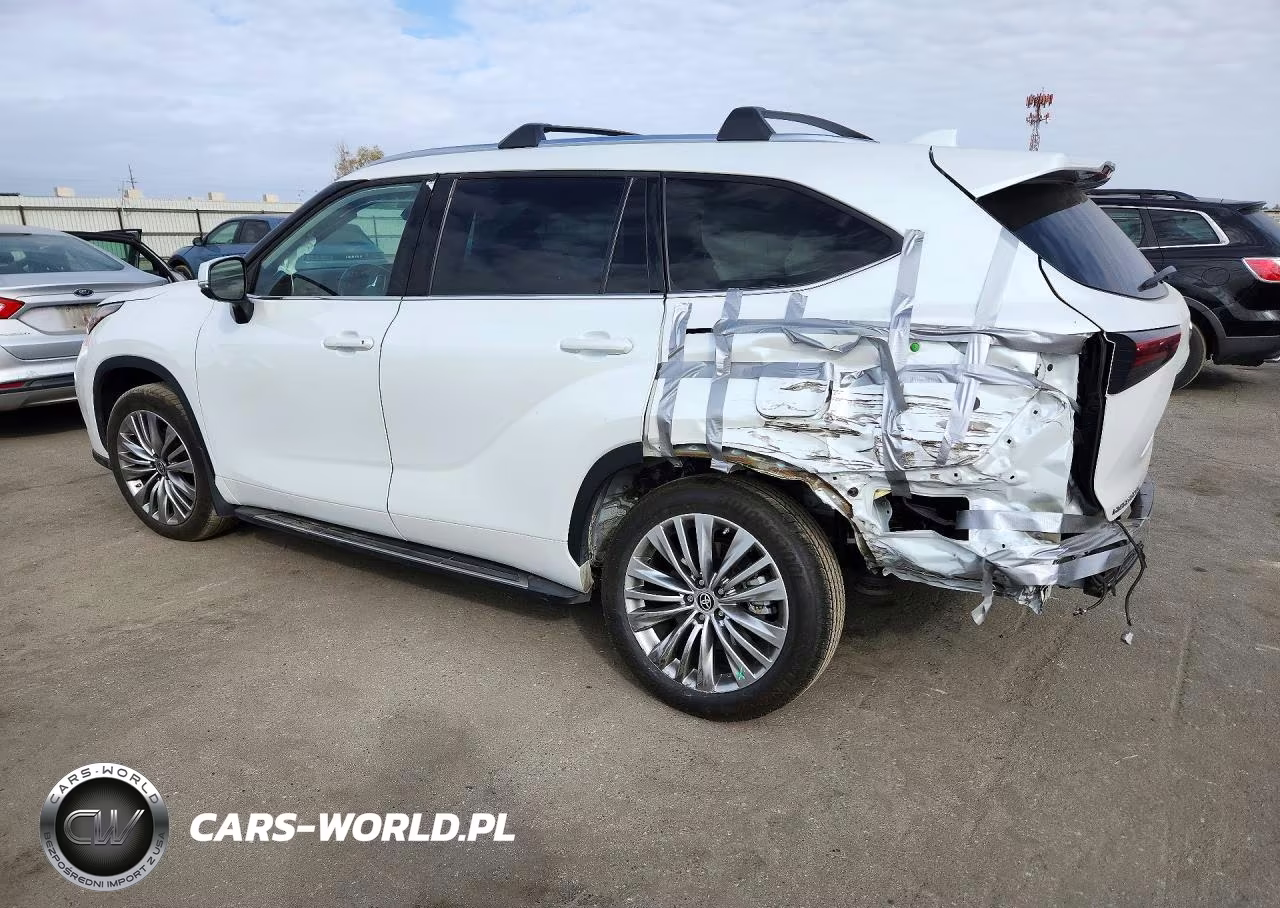 2022 Toyota Highlander Platinum VIN:5TDFZRAH5NS142275 - 2