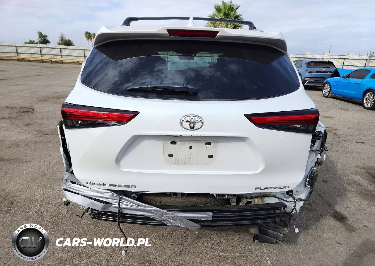 2022 Toyota Highlander Platinum VIN:5TDFZRAH5NS142275 - 6