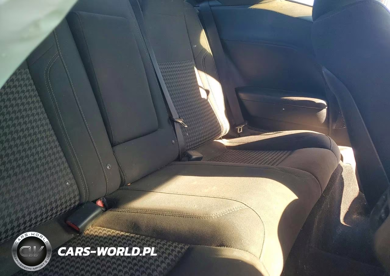 2019 Dodge Challenger Sxt VIN:2C3CDZAG9KH620530 - 10