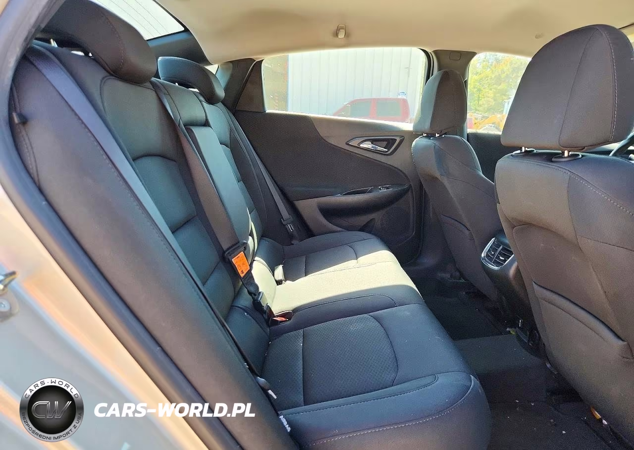 2016 Chevrolet Malibu Lt VIN:1G1ZE5ST6GF316600 - 10