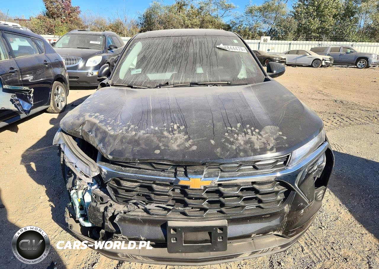 2025 Chevrolet Trax Ls VIN:KL77LFEP7SC266709 - 5