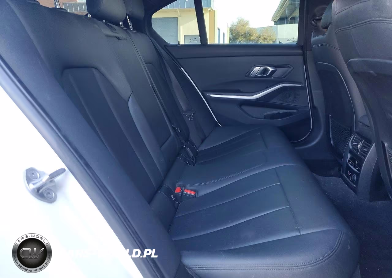 2019 BMW 330I VIN:WBA5R1C56KAK11495 - 10