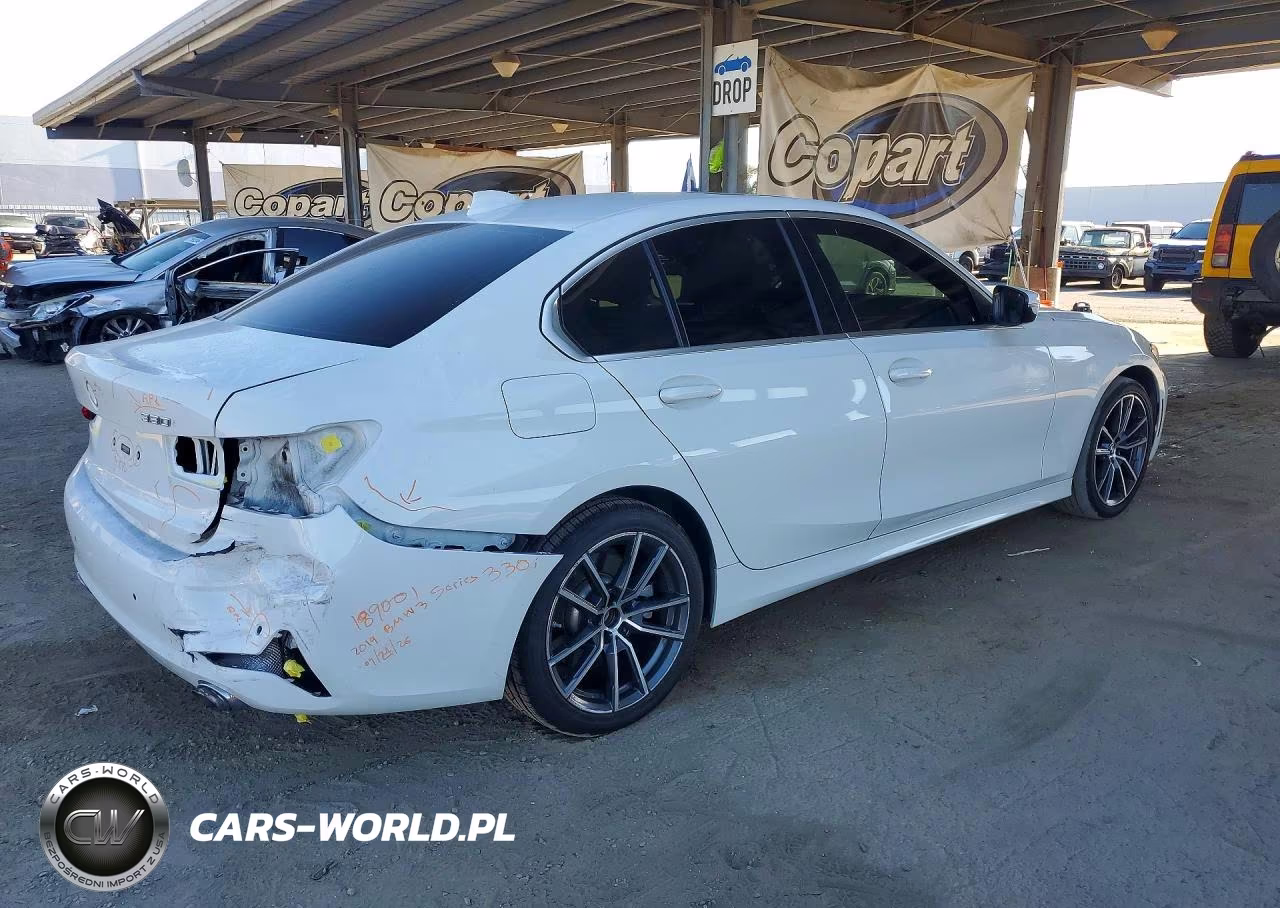 2019 BMW 330I VIN:WBA5R1C56KAK11495 - 3