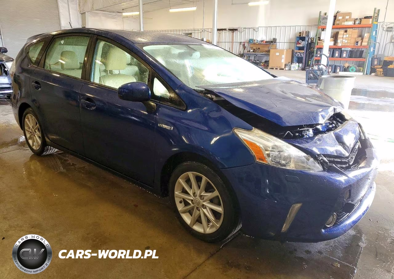 2013 Toyota Prius V Five VIN:JTDZN3EU3D3267501 - 4