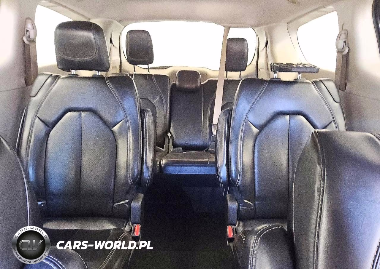 2021 Chrysler Voyager Lxi VIN:2C4RC1DGXMR539426 - 10