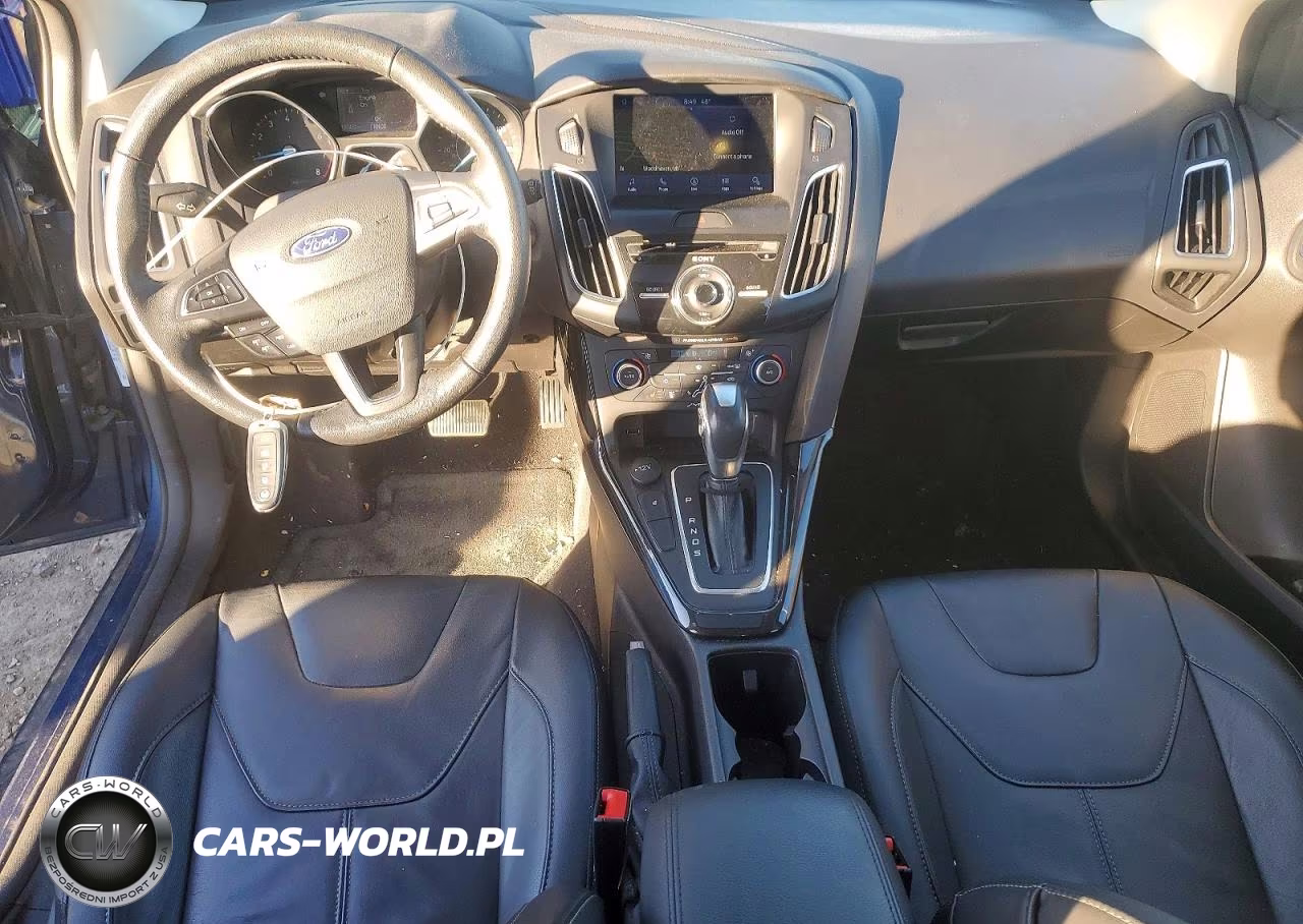 2018 Ford Focus Titanium VIN:1FADP3N22JL222439 - 8