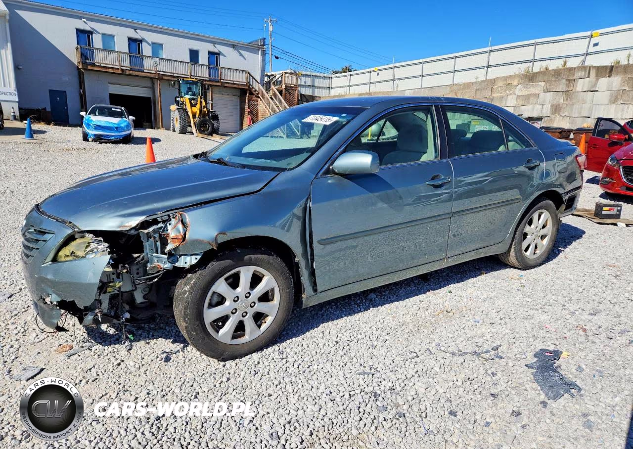 2007 Toyota Camry Le – zdjęcie 1 z 12