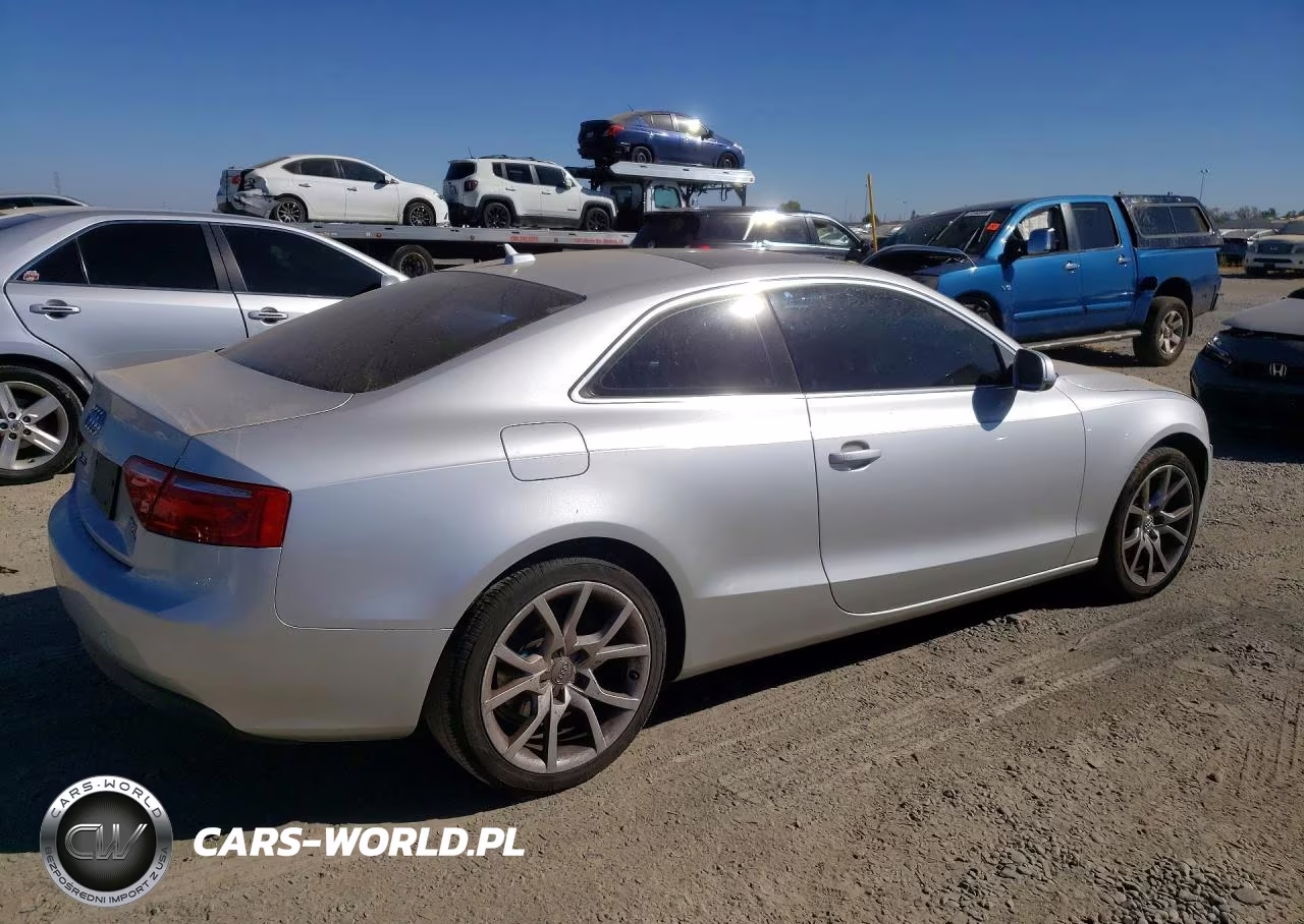 2012 Audi A5 Premium VIN:WAUCFAFR2CA006286 - 3