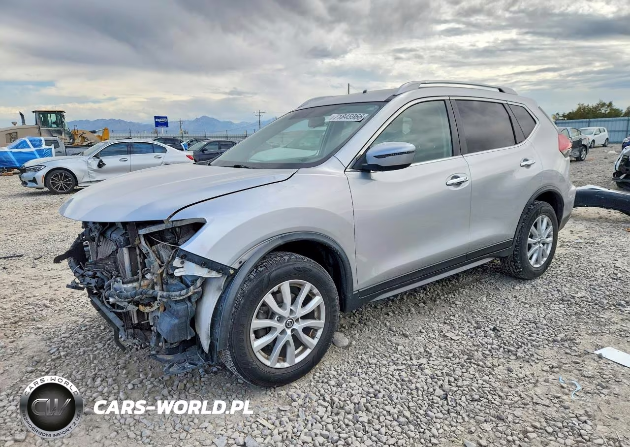 2018 Nissan Rogue Sv
