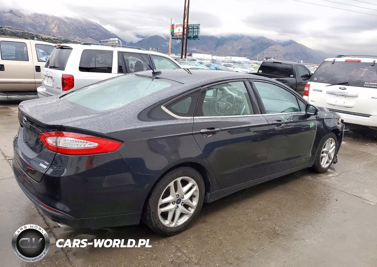 2013 Ford Fusion Se VIN:3FA6P0HR2DR325379 - 3