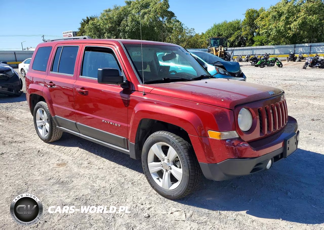 2014 Jeep Patriot Latitude VIN:1C4NJRFB0ED817257 - 4