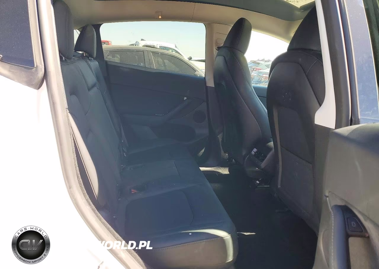 2025 Tesla Model Y VIN:7SAYGDEE6SF276376 - 10