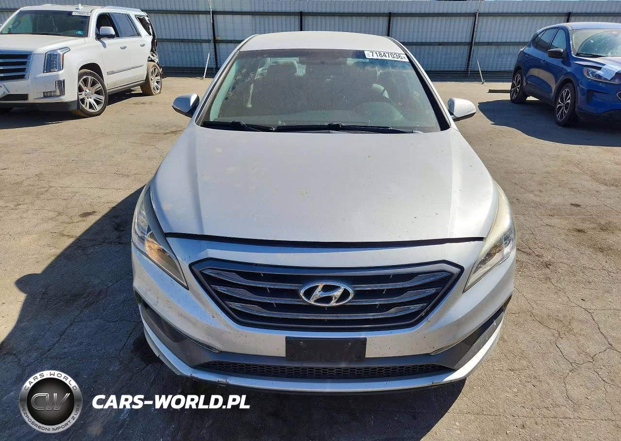 2015 Hyundai Sonata Sport VIN:5NPE34AF6FH173931 - 5