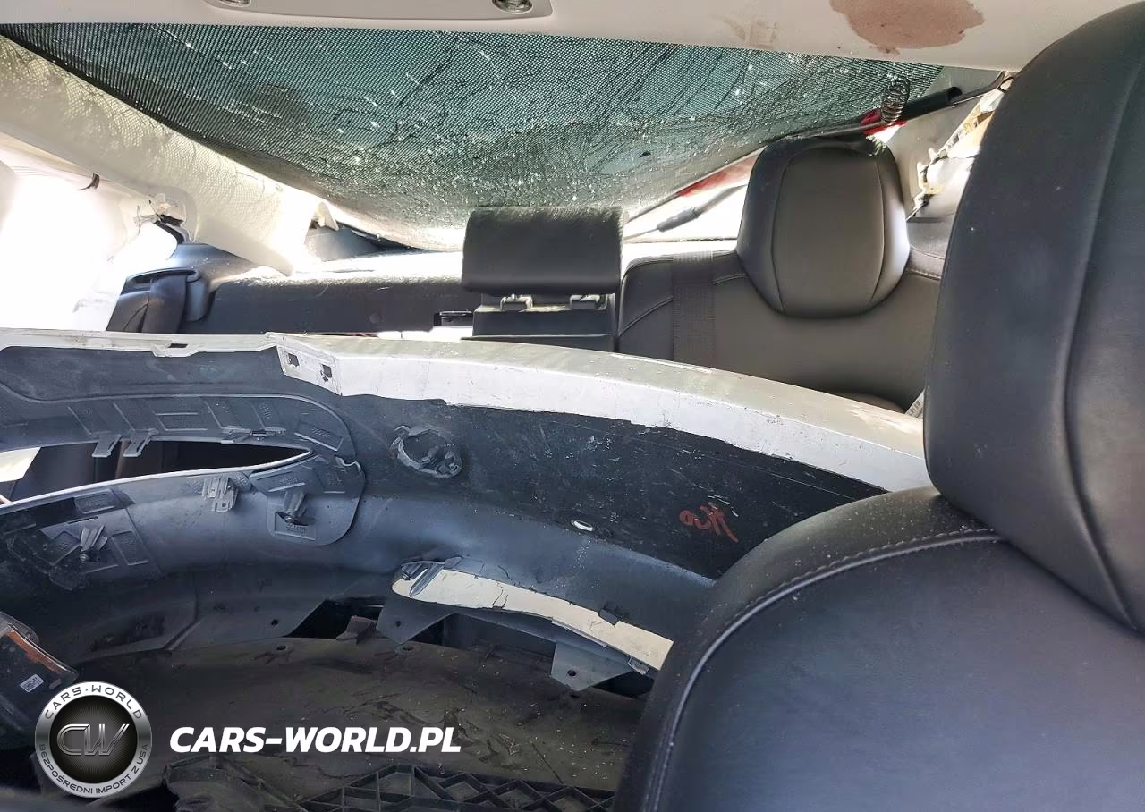 2019 Tesla Model 3 VIN:5YJ3E1EA3KF330998 - 10