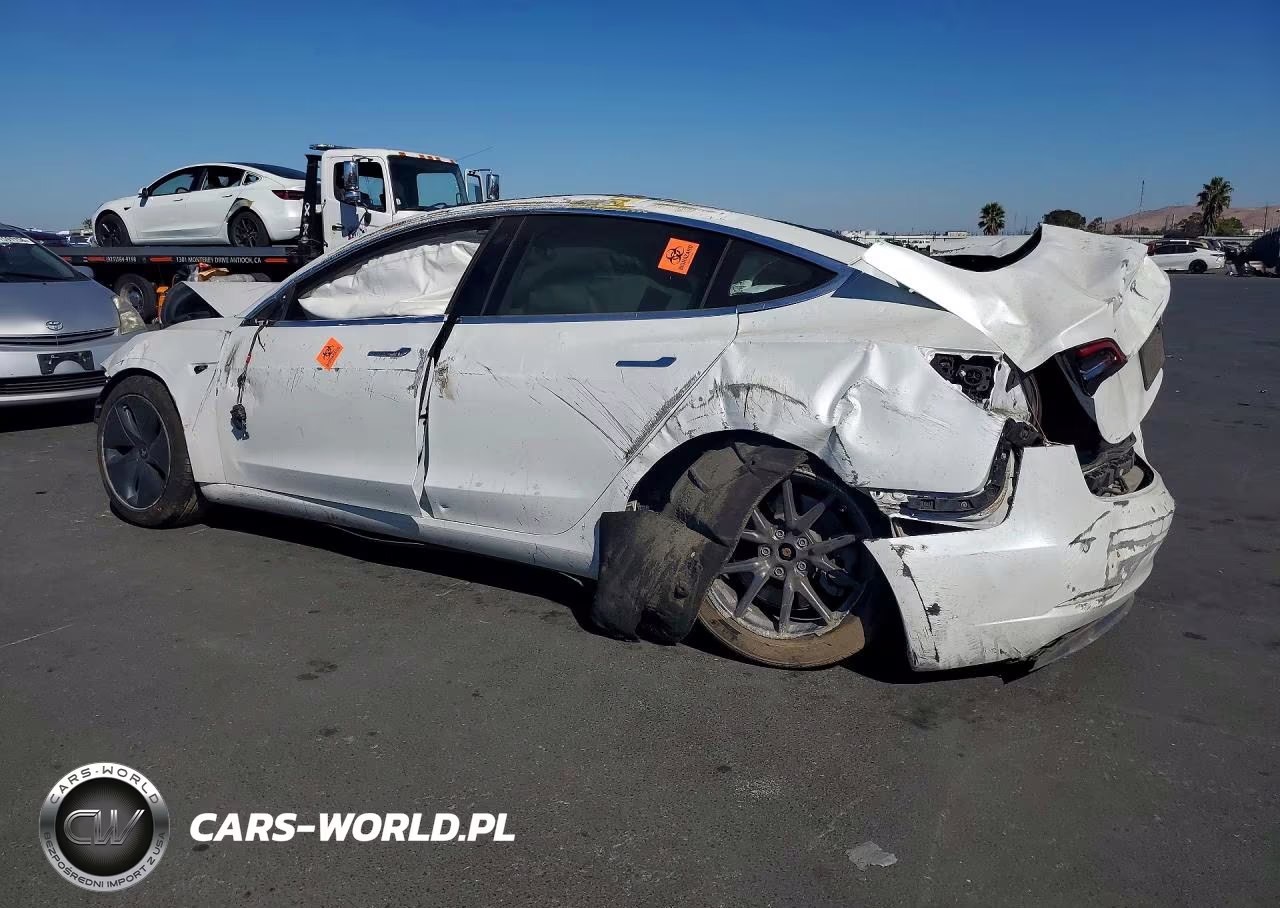 2019 Tesla Model 3 VIN:5YJ3E1EA3KF330998 - 2