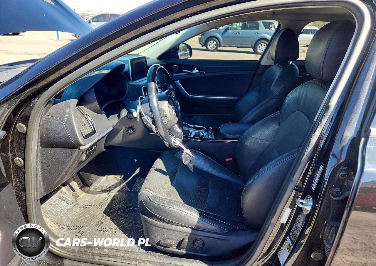 2018 Kia Stinger Premium VIN:KNAE25LAXJ6014355 - 7