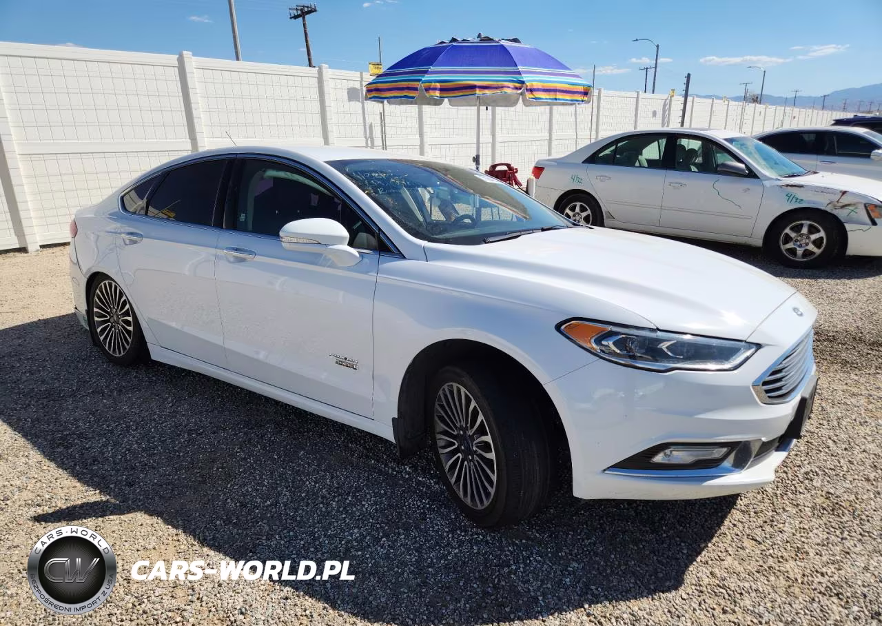 2017 Ford Fusion Se Phev VIN:3FA6P0PU2HR110645 - 4