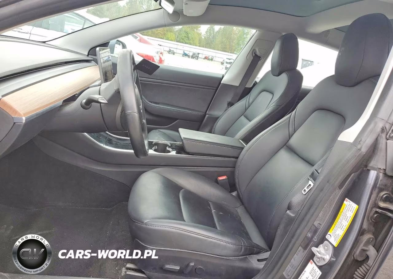 2018 Tesla Model 3 VIN:5YJ3E1EB9JF185361 - 7