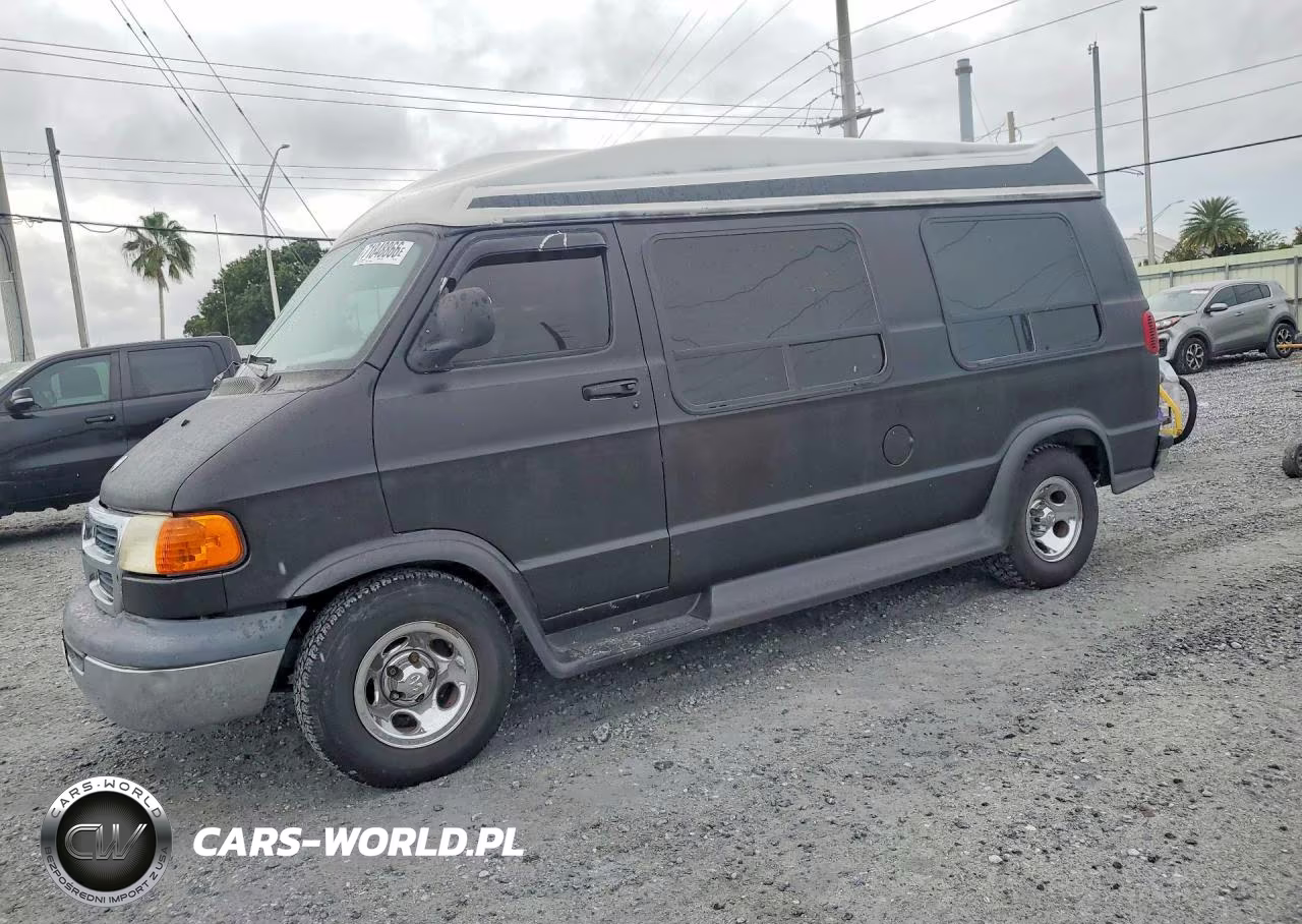 2000 Dodge Ram Van B1500 VIN:2B6HB11Y4YK146018 - 1