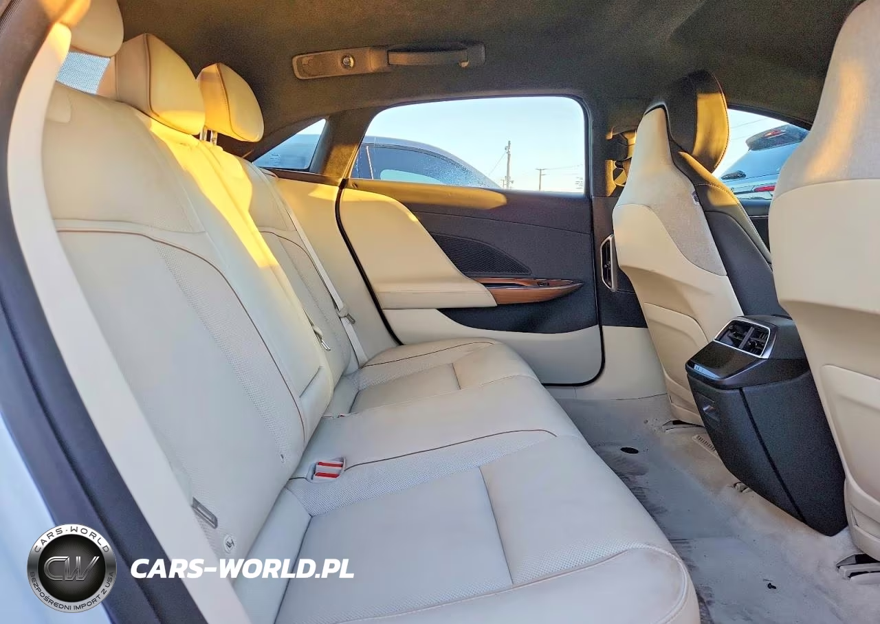 2024 Lucid Air Touring VIN:50EA1TEA0RA002435 - 10