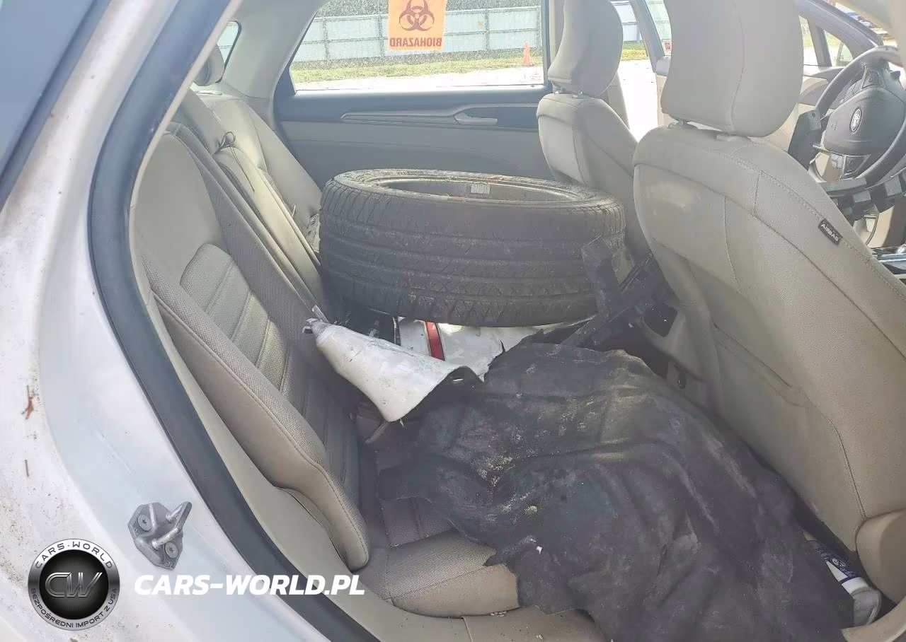 2019 Ford Fusion Se VIN:3FA6P0HD1KR229583 - 10