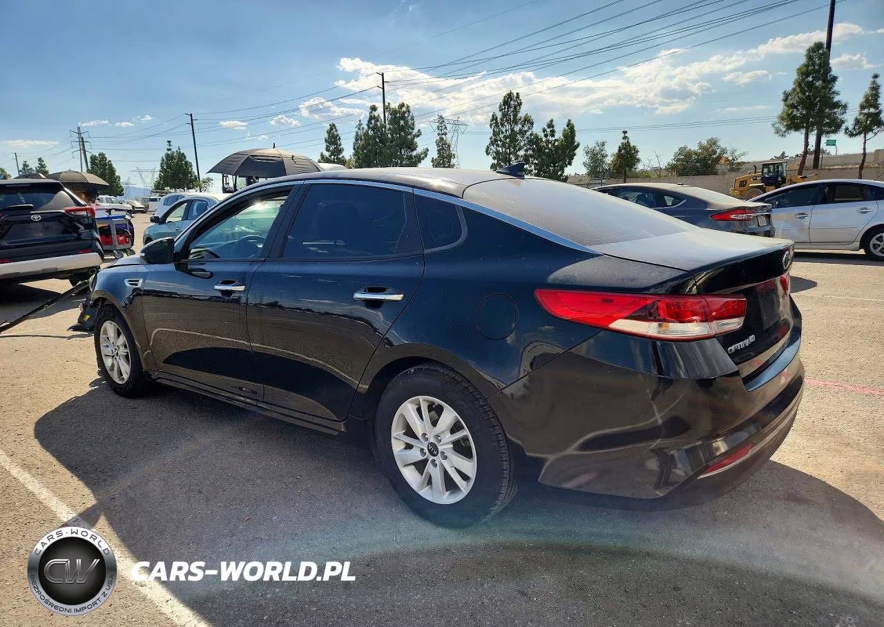 2017 Kia Optima Lx VIN:5XXGT4L33HG156319 - 2