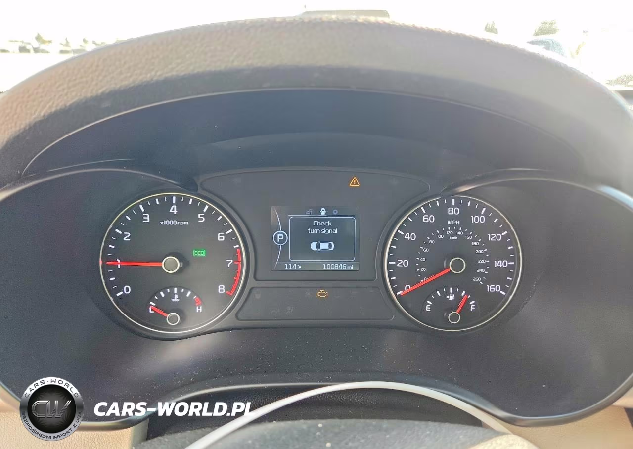 2017 Kia Optima Lx VIN:5XXGT4L33HG156319 - 9