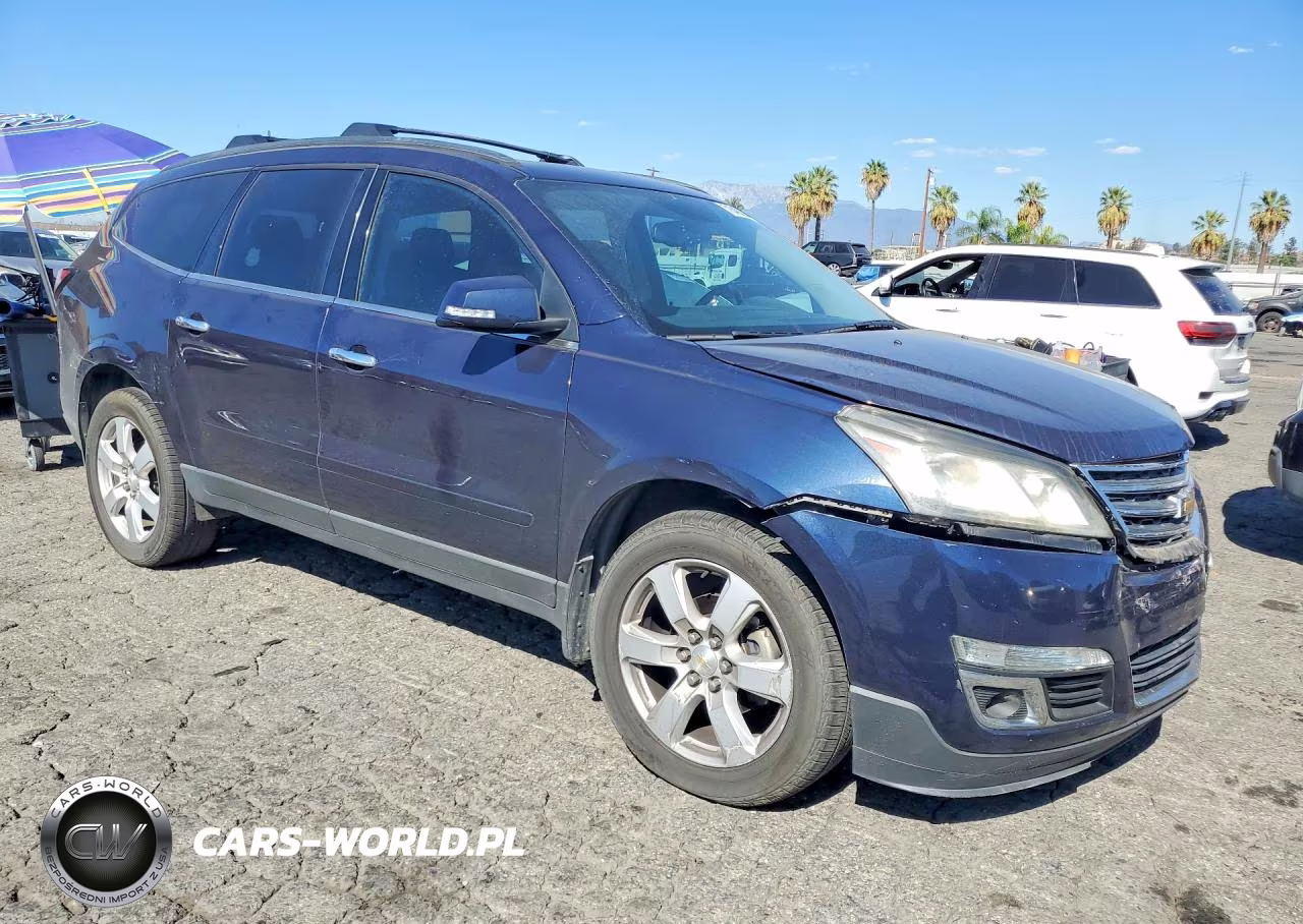 2017 Chevrolet Traverse Lt VIN:1GNKRGKD2HJ163625 - 4