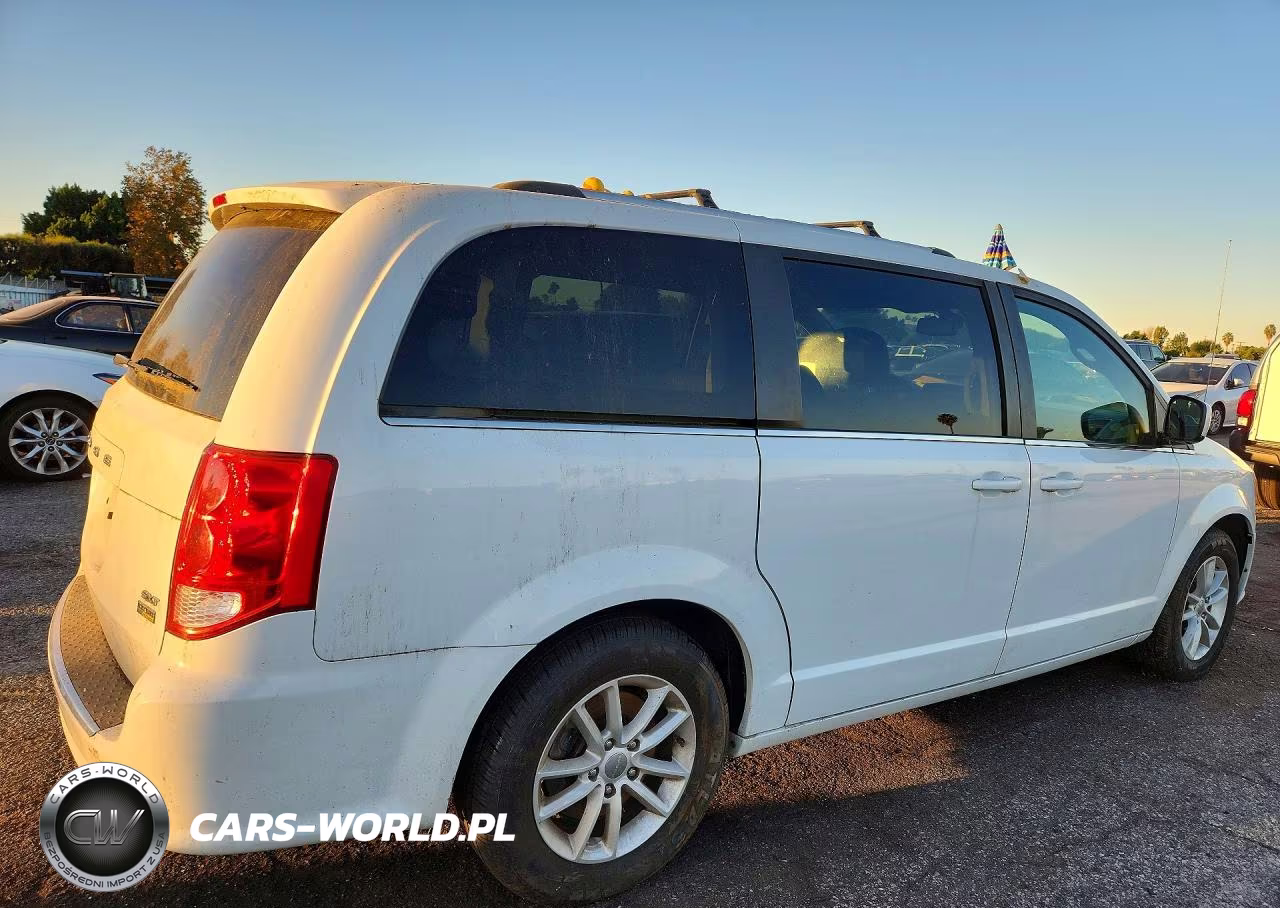 2019 Dodge Grand Caravan Sxt VIN:2C4RDGCGXKR740371 - 3