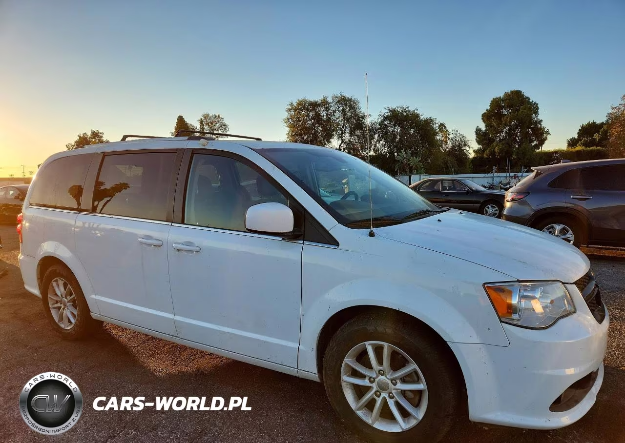 2019 Dodge Grand Caravan Sxt VIN:2C4RDGCGXKR740371 - 4