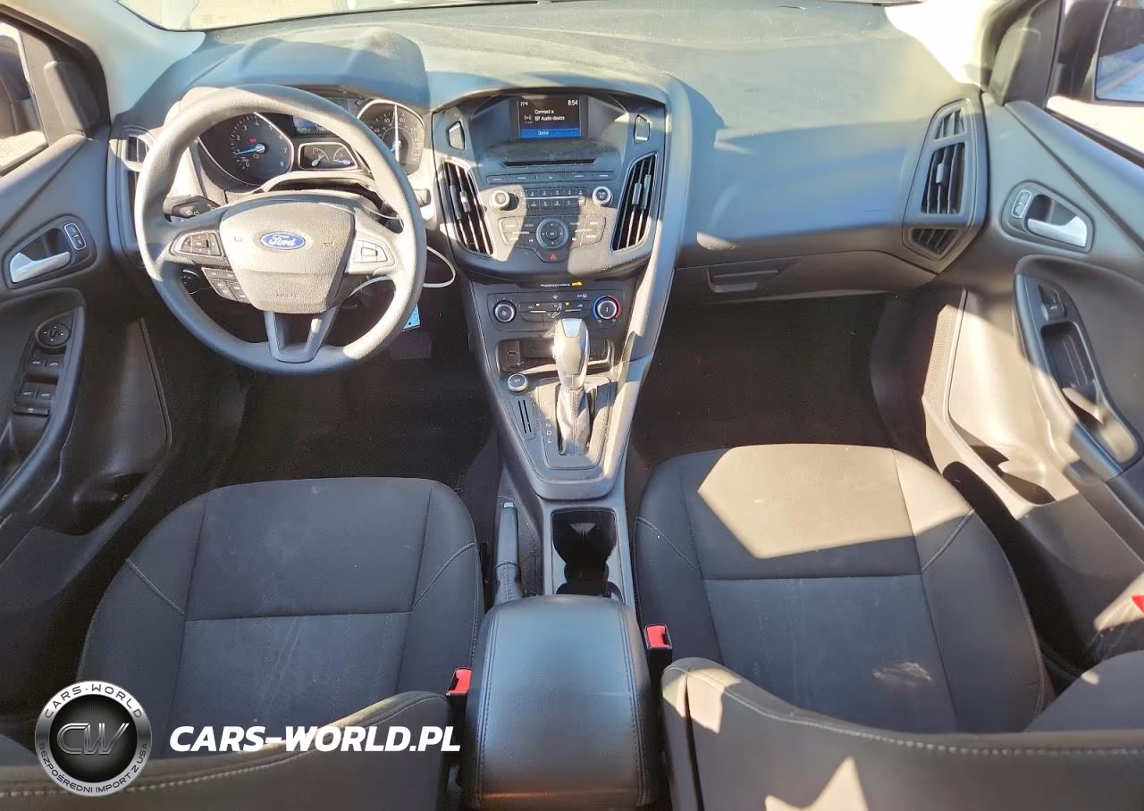 2015 Ford Focus Se VIN:1FADP3F22FL229896 - 8